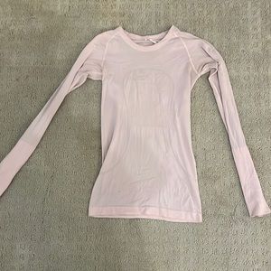 Used lulu lemon swift long tee size 4
